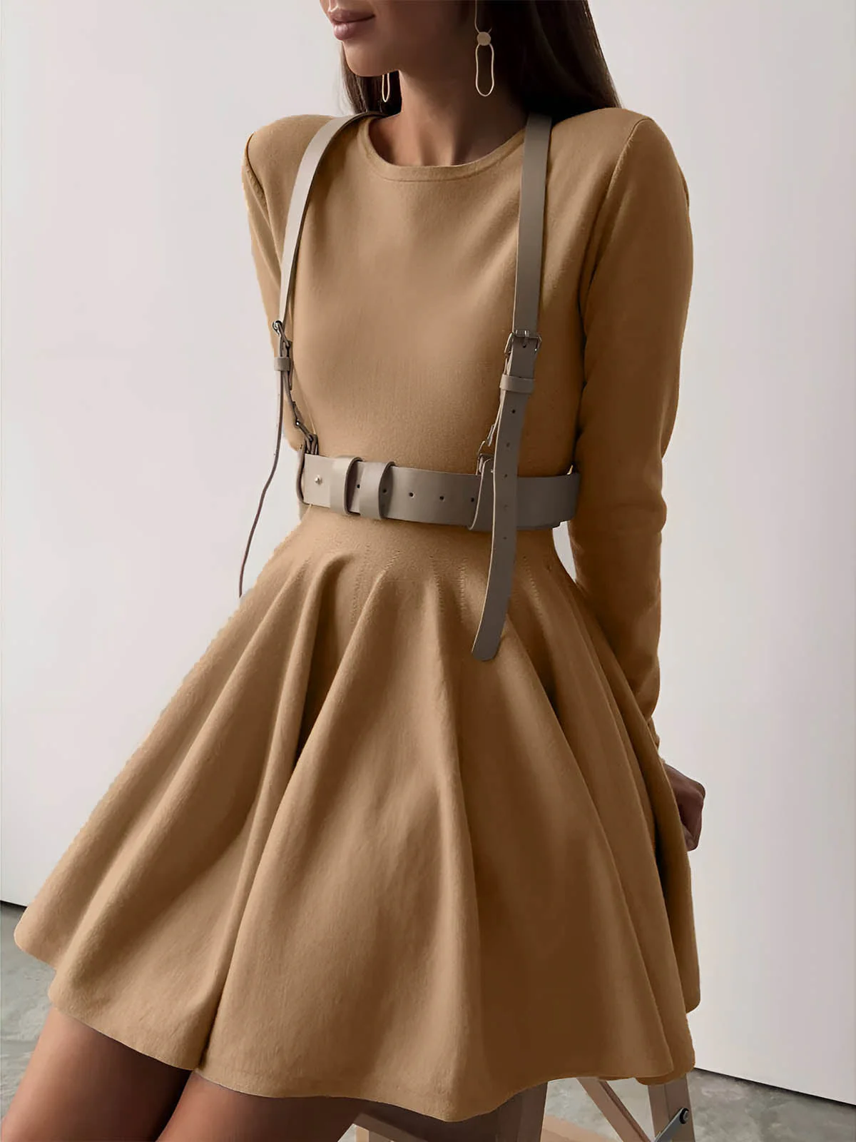 Alina | Elegantes Damen Skaterkleid in Creme mit langen Ärmeln - Image 12