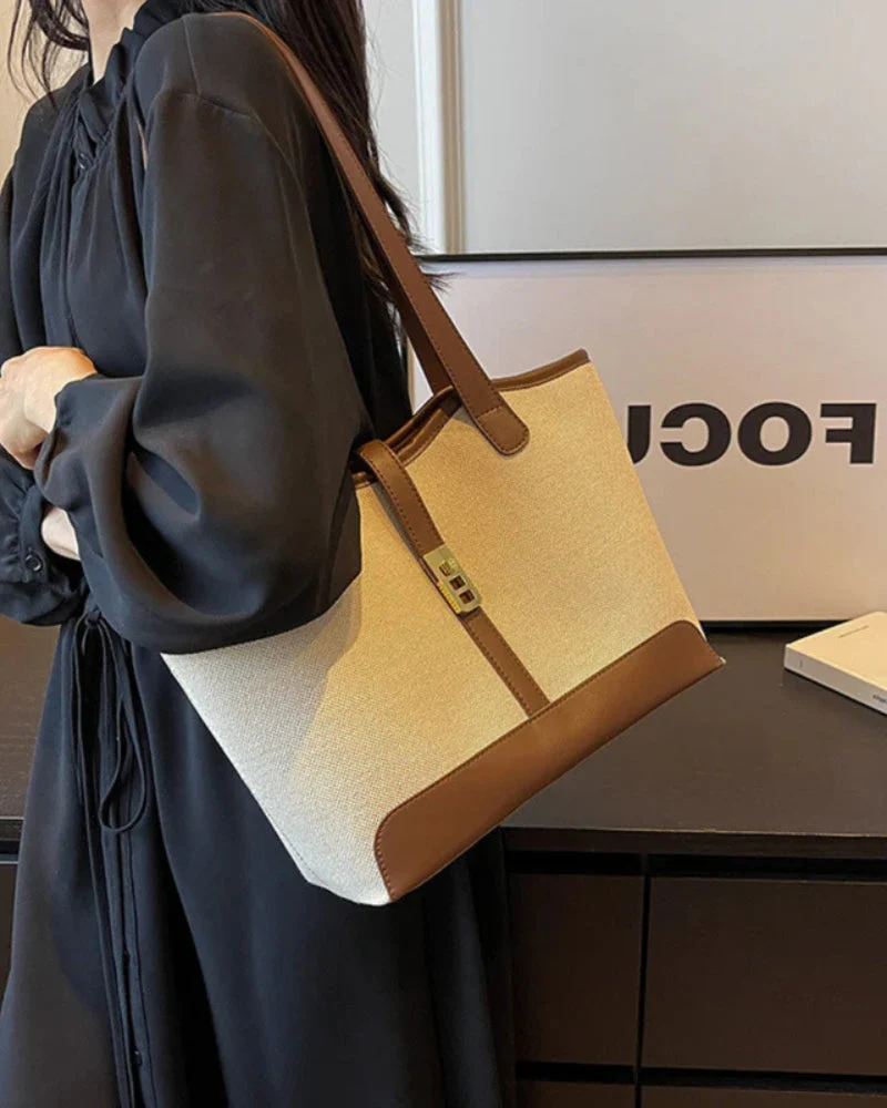 Amelia | Canvas Schultertasche mit Lederdetails & Drehverschluss - Image 2