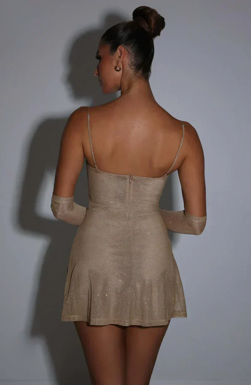 Anna| Glänzendes Mini-Kleid mit Handschuhen - Image 10