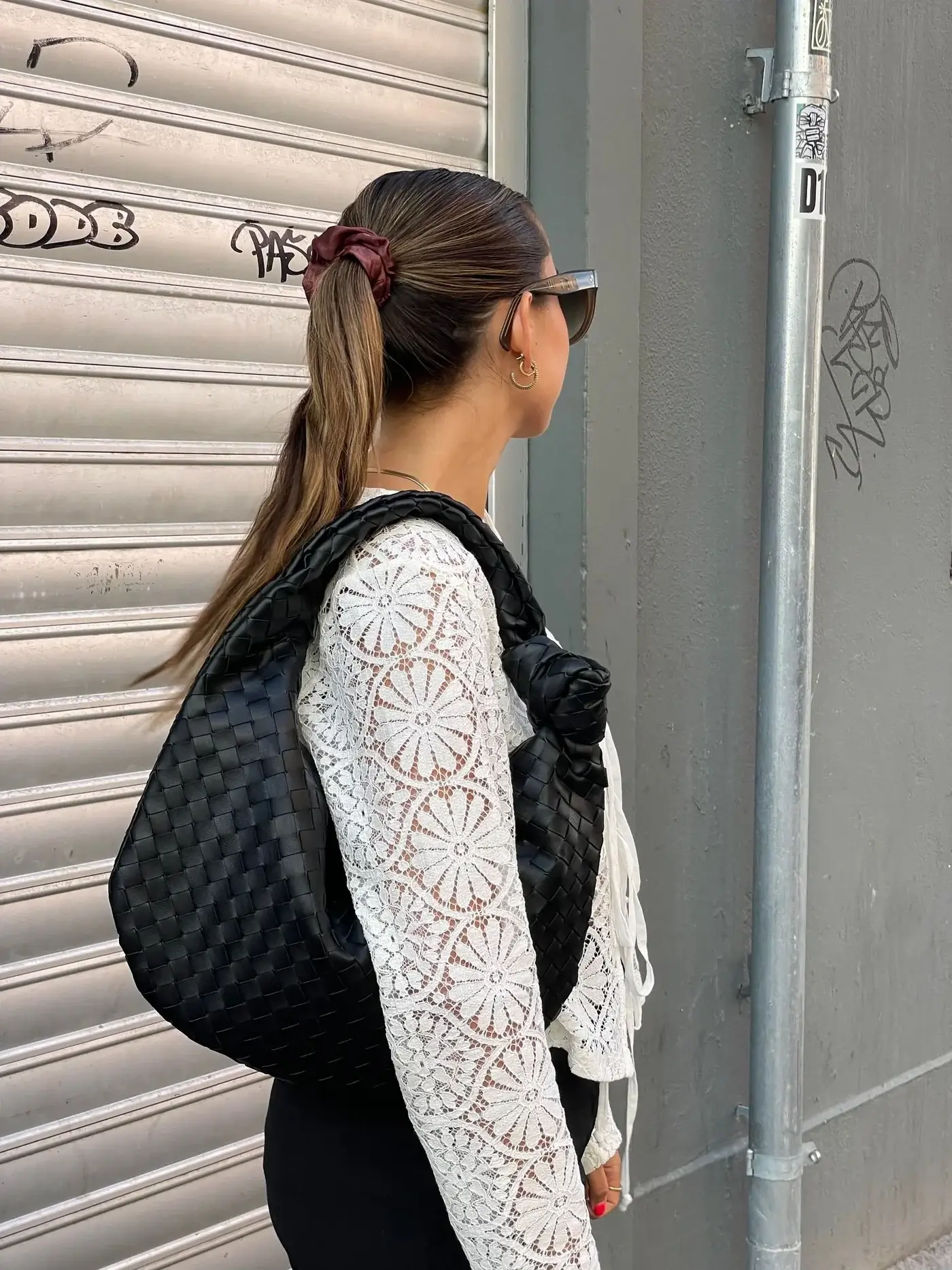 Arceca | Geflochtene Tasche Mittel - Image 18