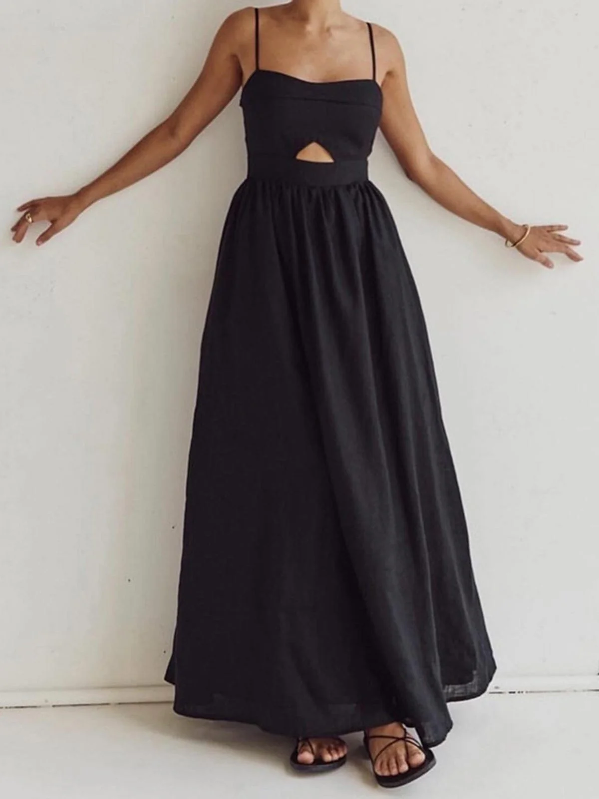 Benedikta | Ärmelloses Maxikleid aus Leinen mit Cut-Out-Detail und Spaghettiträgern - Image 4