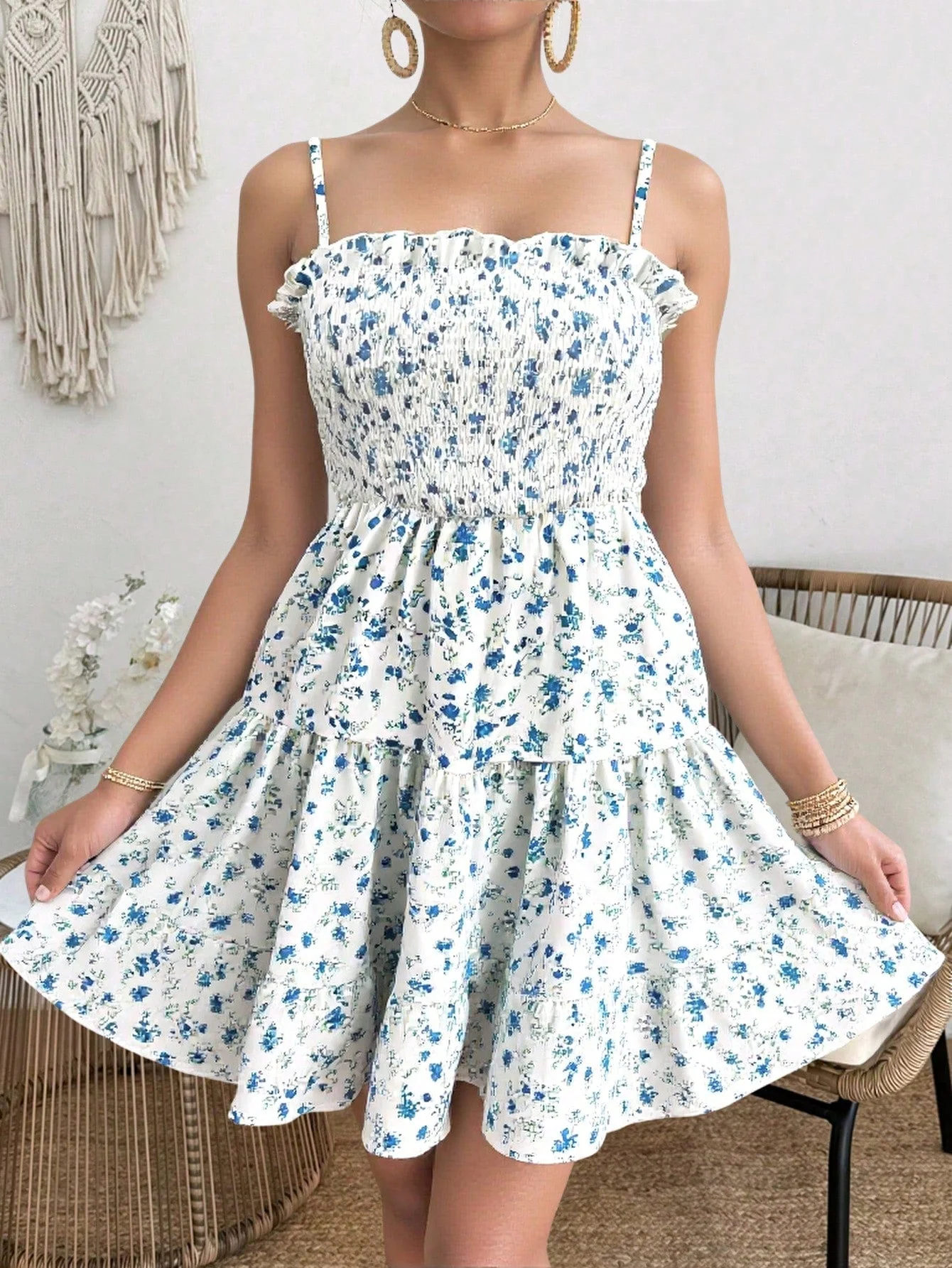 Blumenkleid mit Spaghettiträgern – Luftig, Weiblich & Romantisch - Image 8