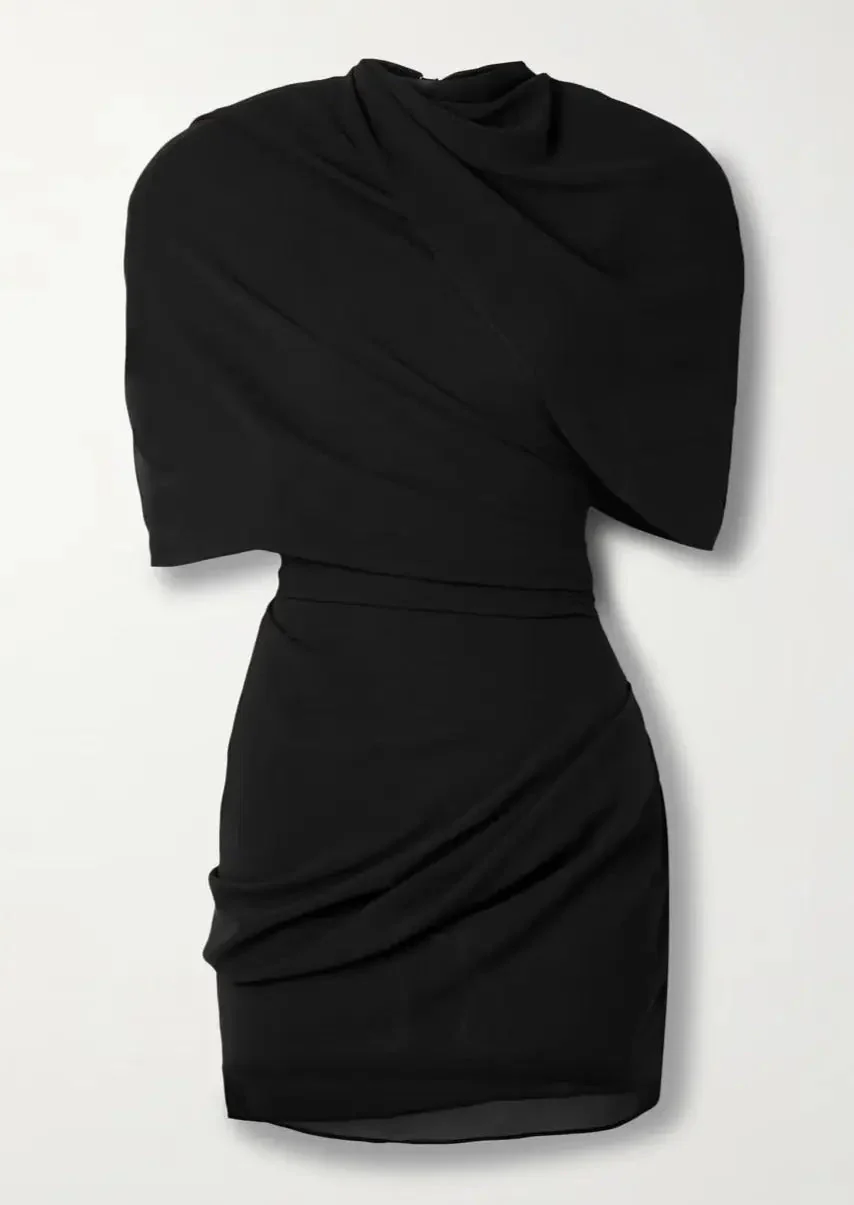 Carmen | Schwarzes Drapé-Minikleid mit Hohem Schulterbereich - Image 2