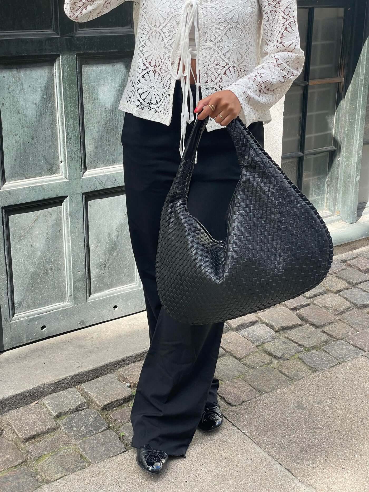 Charlyne | Große geflochtene Hobo-Tasche - Image 12