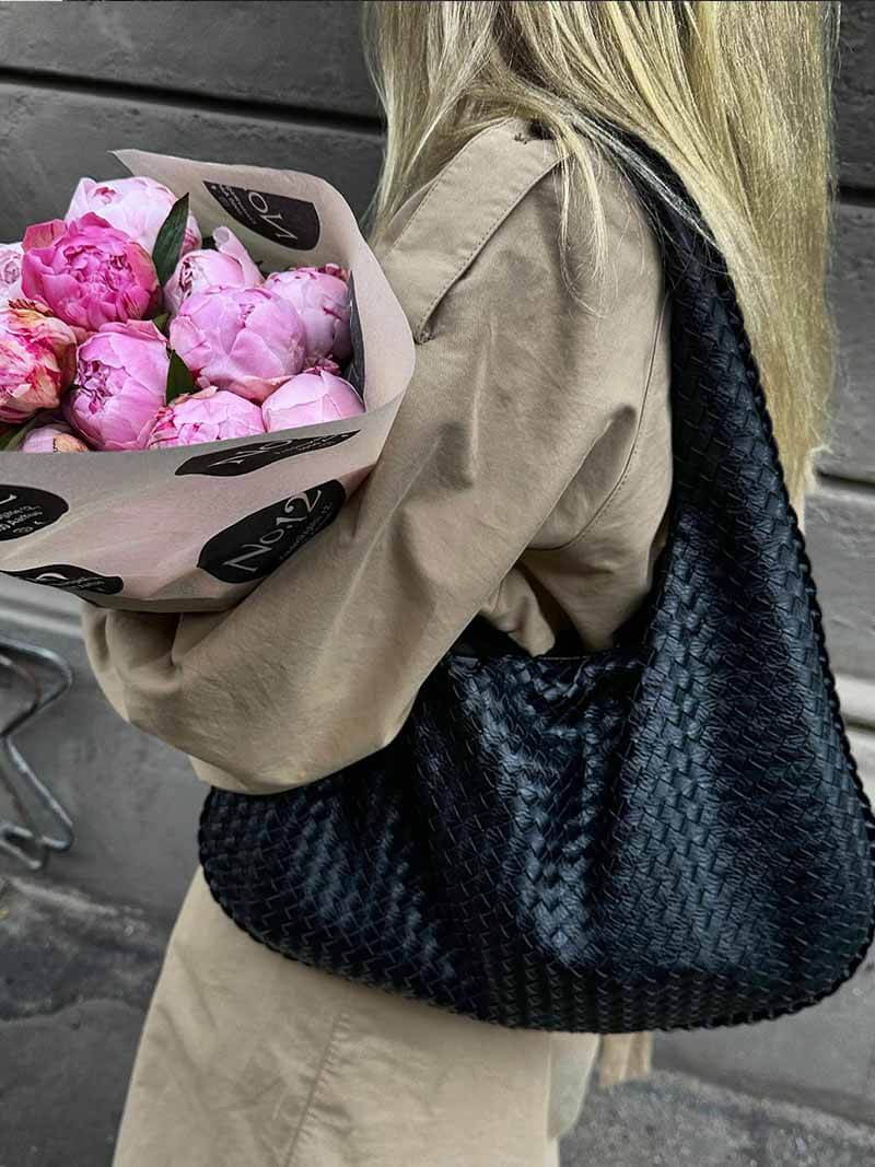 Charlyne | Große geflochtene Hobo-Tasche - Image 22