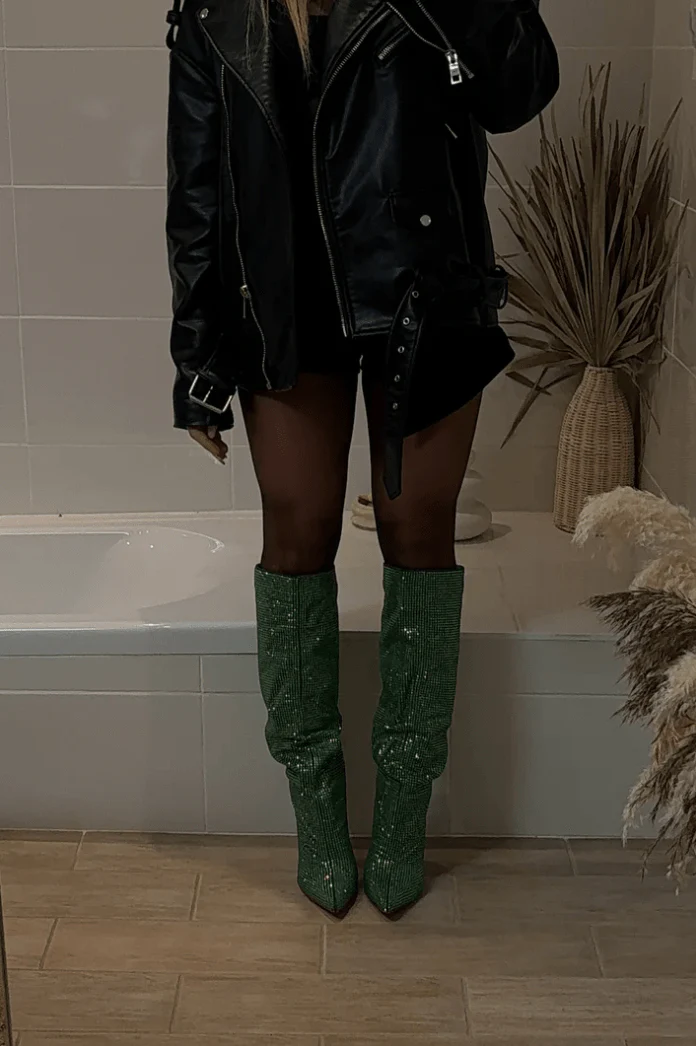 Chloé | Luxe Overknee-Stiefel mit Strassdetails - Image 9