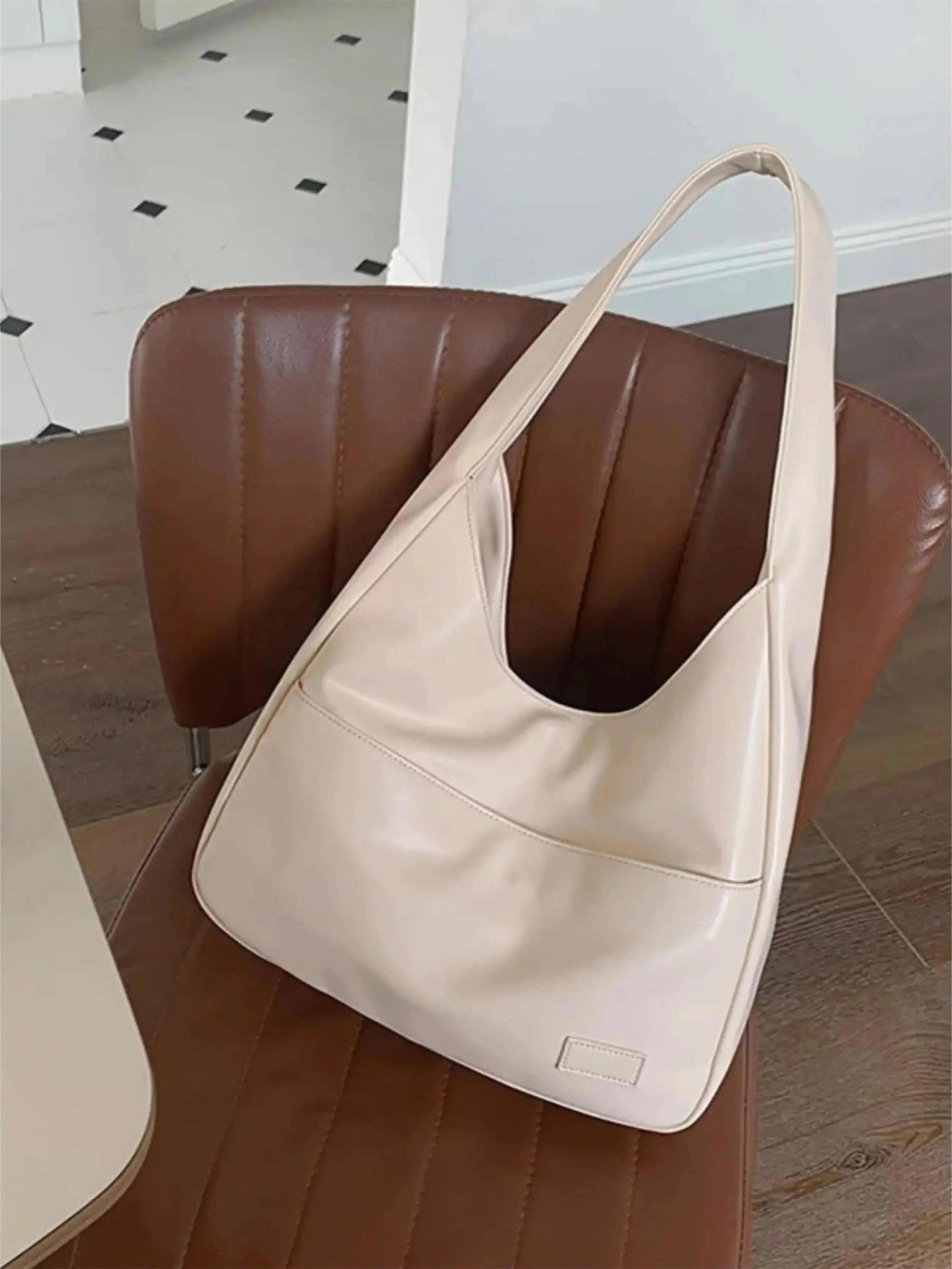 Clara | Schultertasche - Image 14