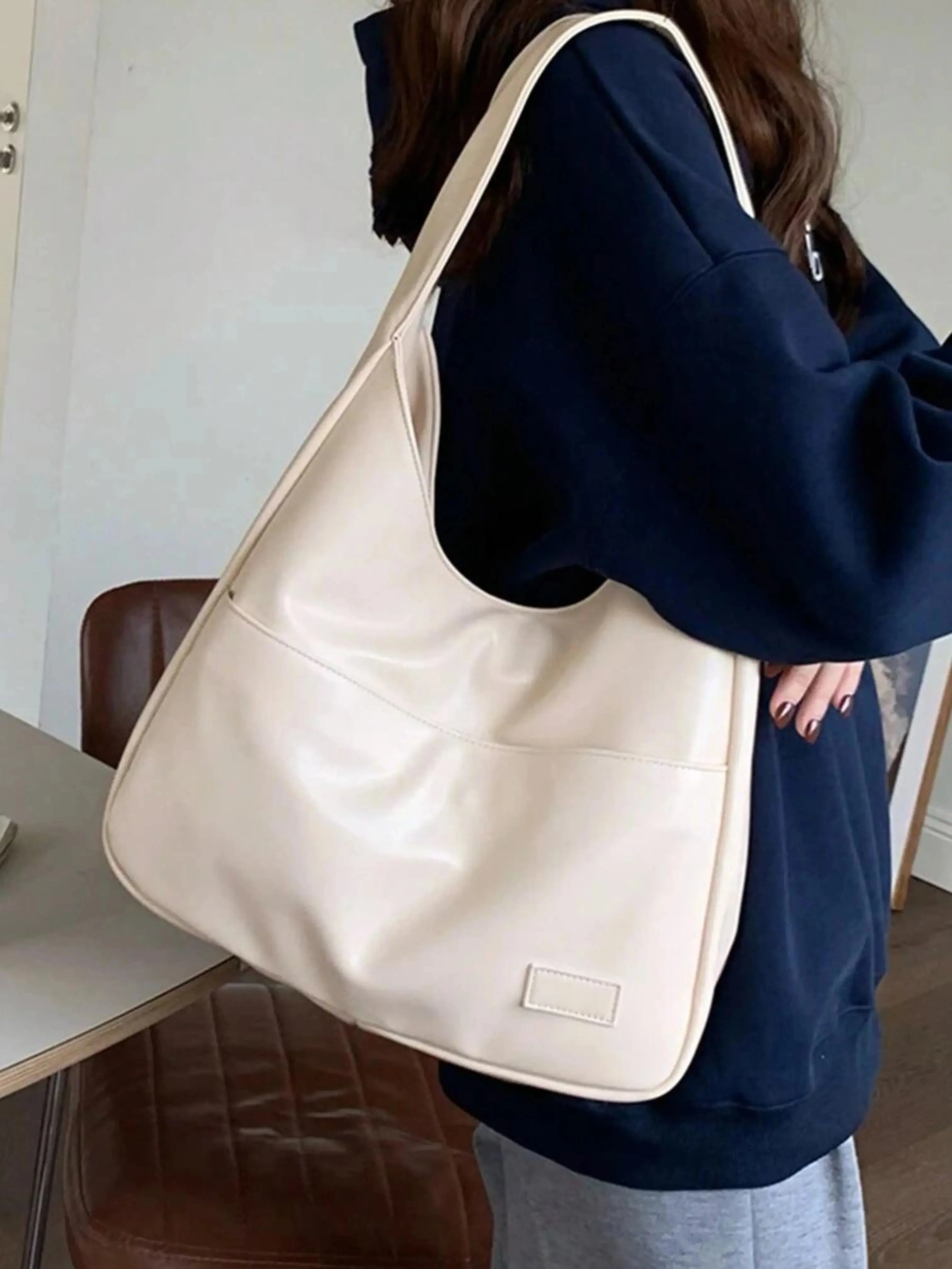 Clara | Schultertasche - Image 16