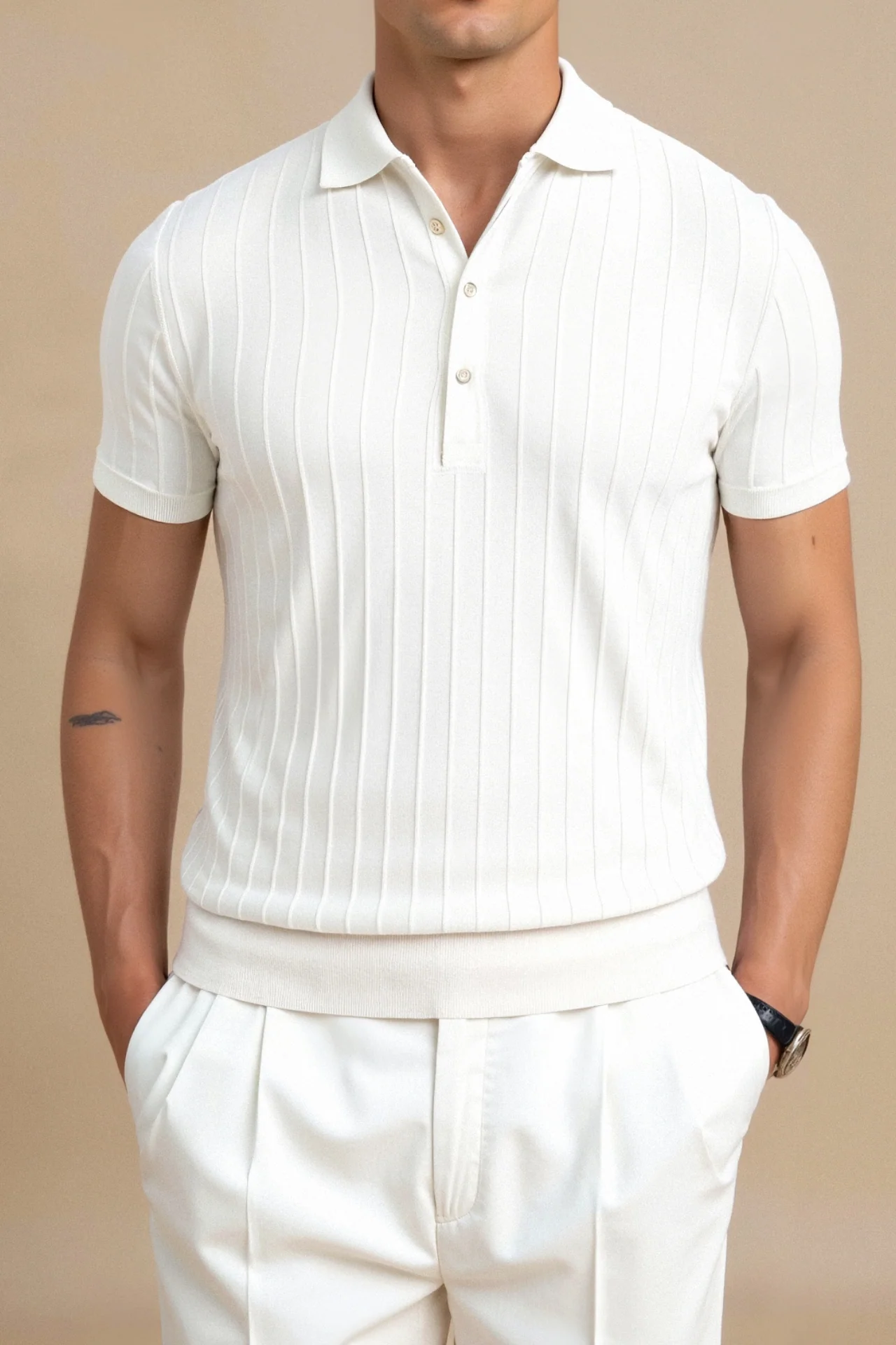 Elegante Herren-Polo in Weiß – Minimalistisch und zeitlos - Image 3