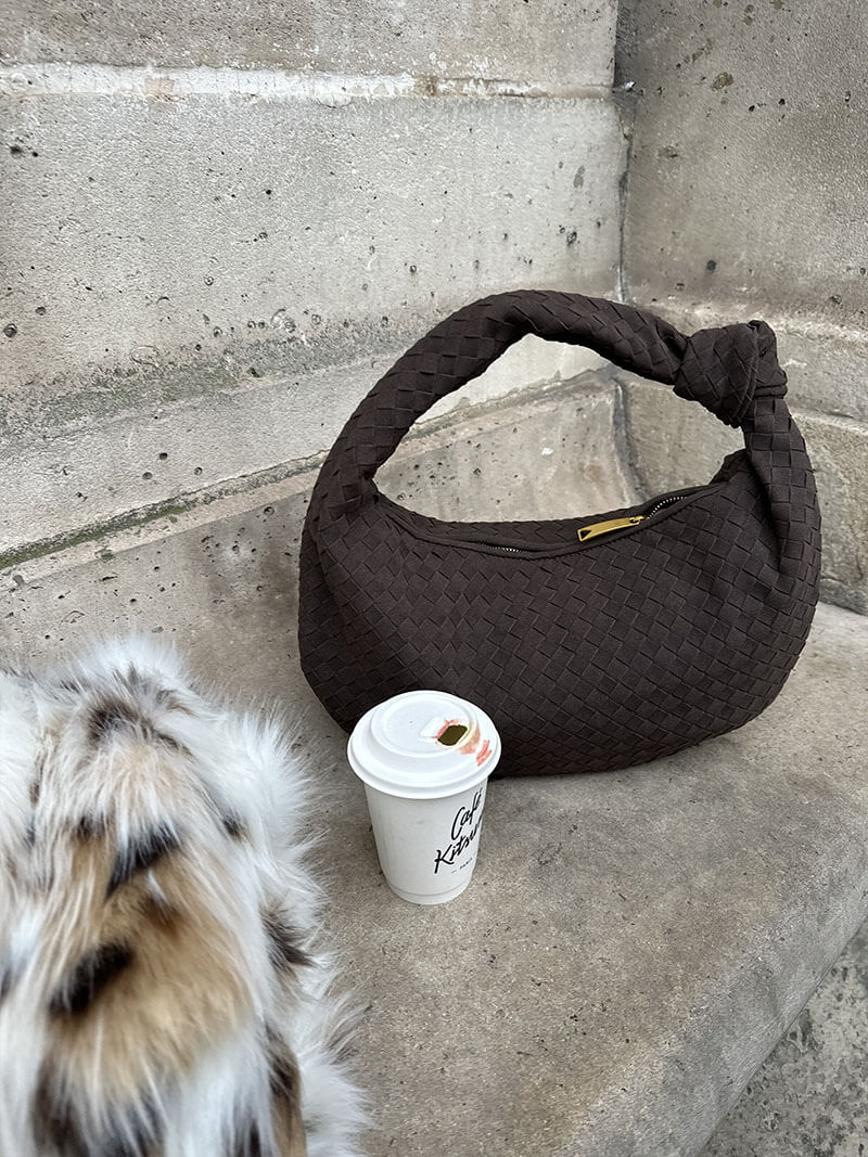 Elicia | Geflochtene Hobo-Tasche mit Knotendetail – Stilvoll und Einzigartig - Image 11