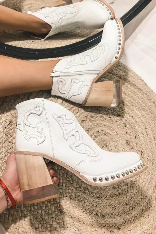 Elisa | Western Stiefeletten in Nude mit Blockabsatz & Nieten - Image 3