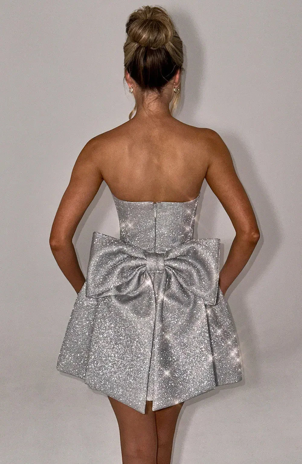 Emma | Glänzendes Minikleid – Strahlende Eleganz für Unvergessliche Nächte - Image 2