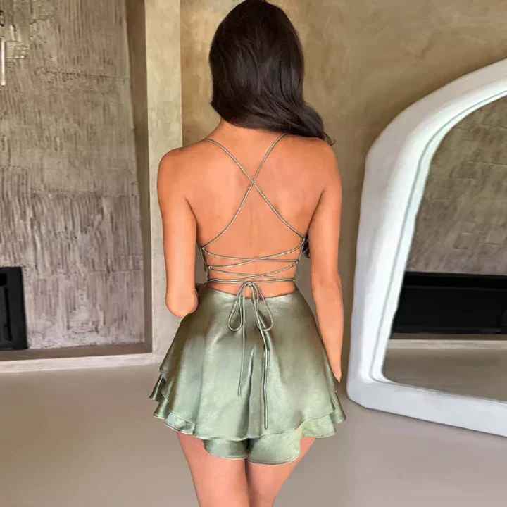 Emmy | Kruz en quer Teppich Spaghetti-Träger Mini-Satin-Kleid - Image 3