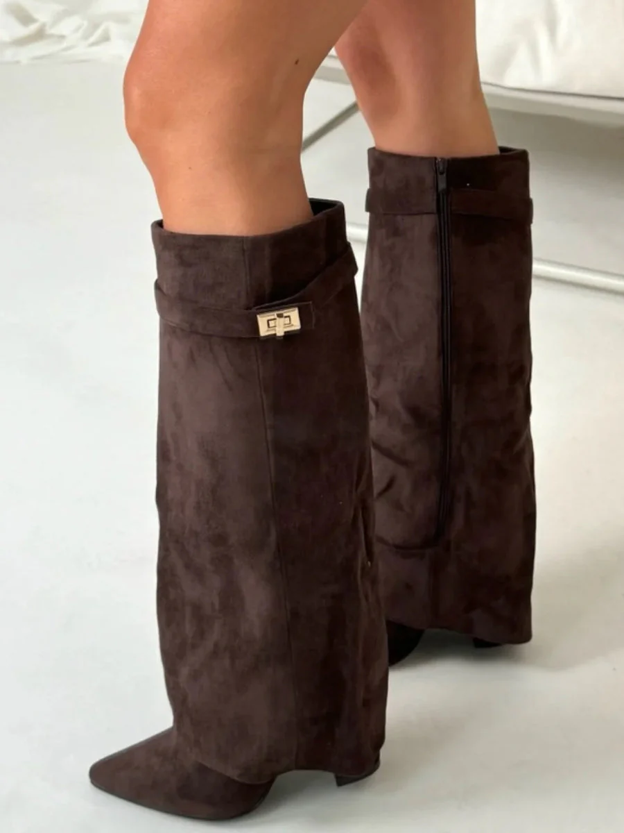 Evy | Elegante Damenstiefel aus hochwertigem Wildleder mit goldenen Akzenten - Image 13