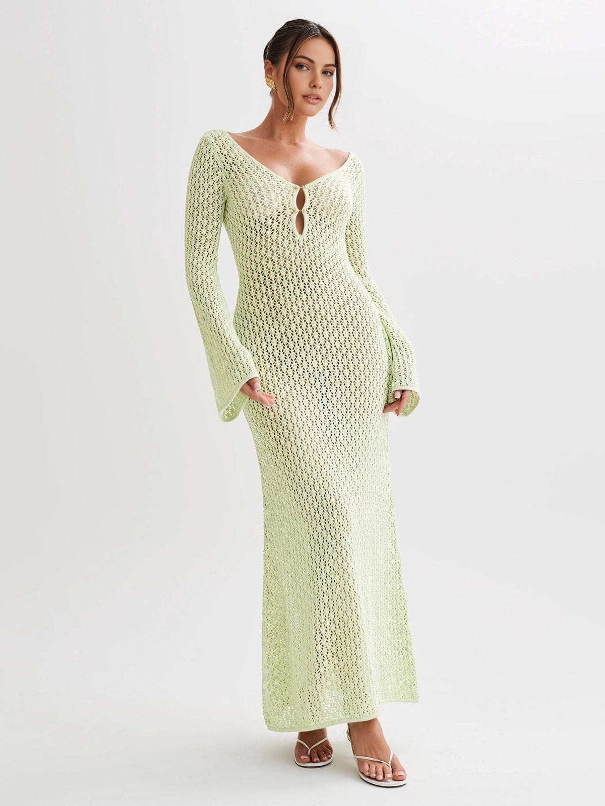 Greta | V-Ausschnitt Häkel-Maxikleid mit Glockenärmeln – Boho-Chic für den Sommer - Image 10