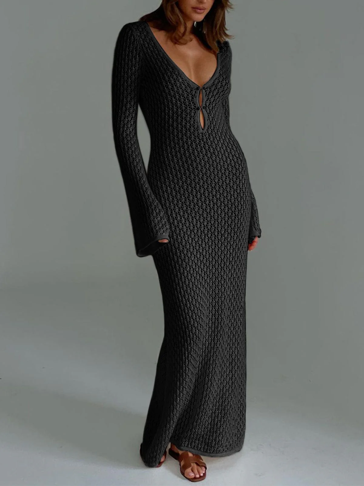 Greta | V-Ausschnitt Häkel-Maxikleid mit Glockenärmeln – Boho-Chic für den Sommer - Image 9