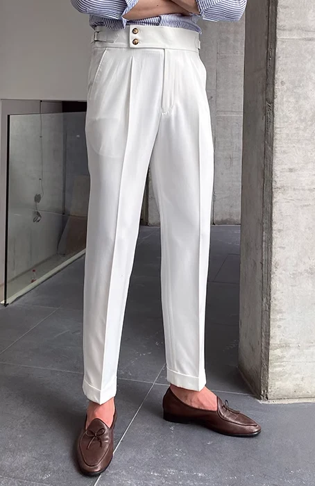 Heidi-Mode - Klassische Faltenhose mit Gürtelschlaufen - Image 11