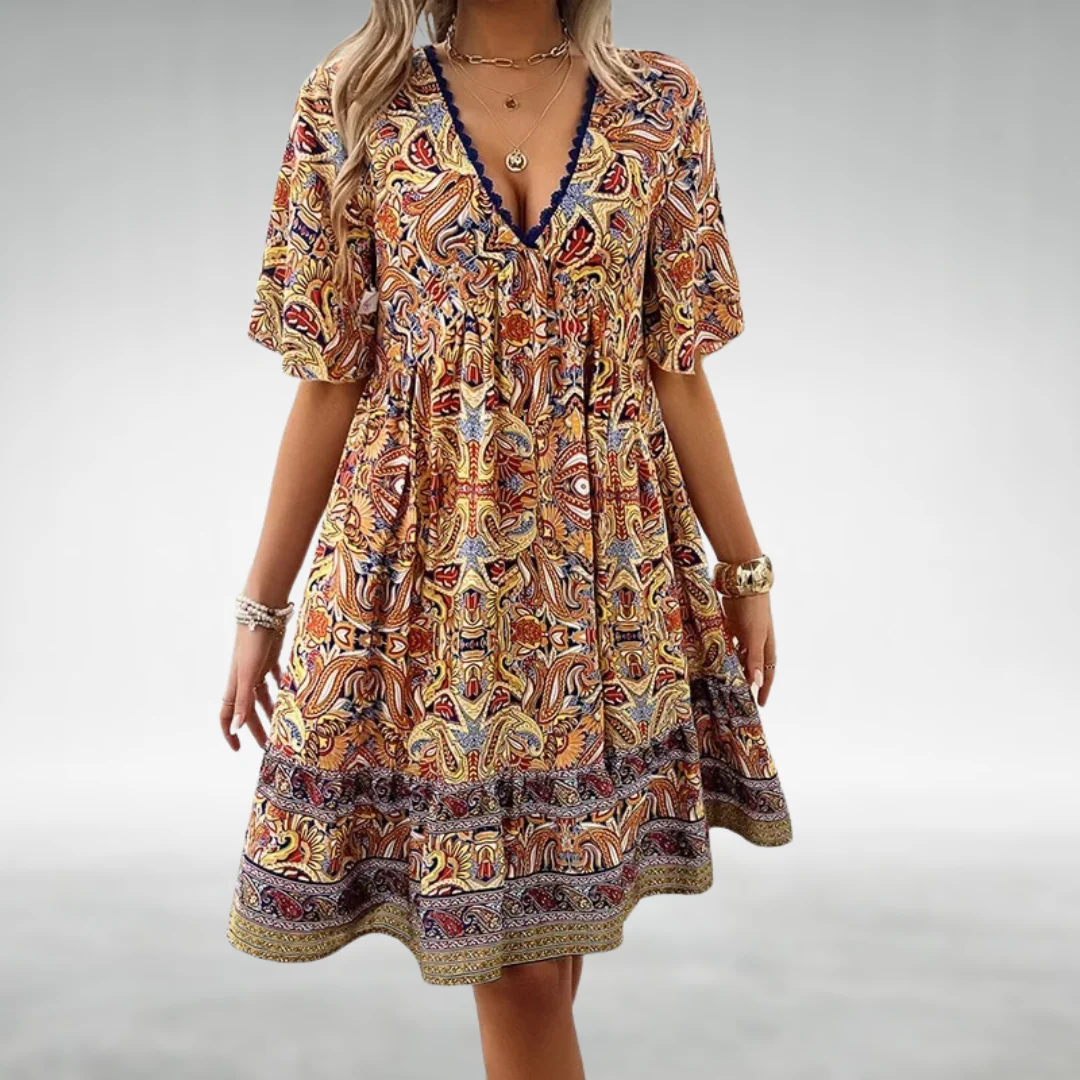 Kurzes Boho-Kleid mit V-Ausschnitt und ethnischem Muster - Image 4