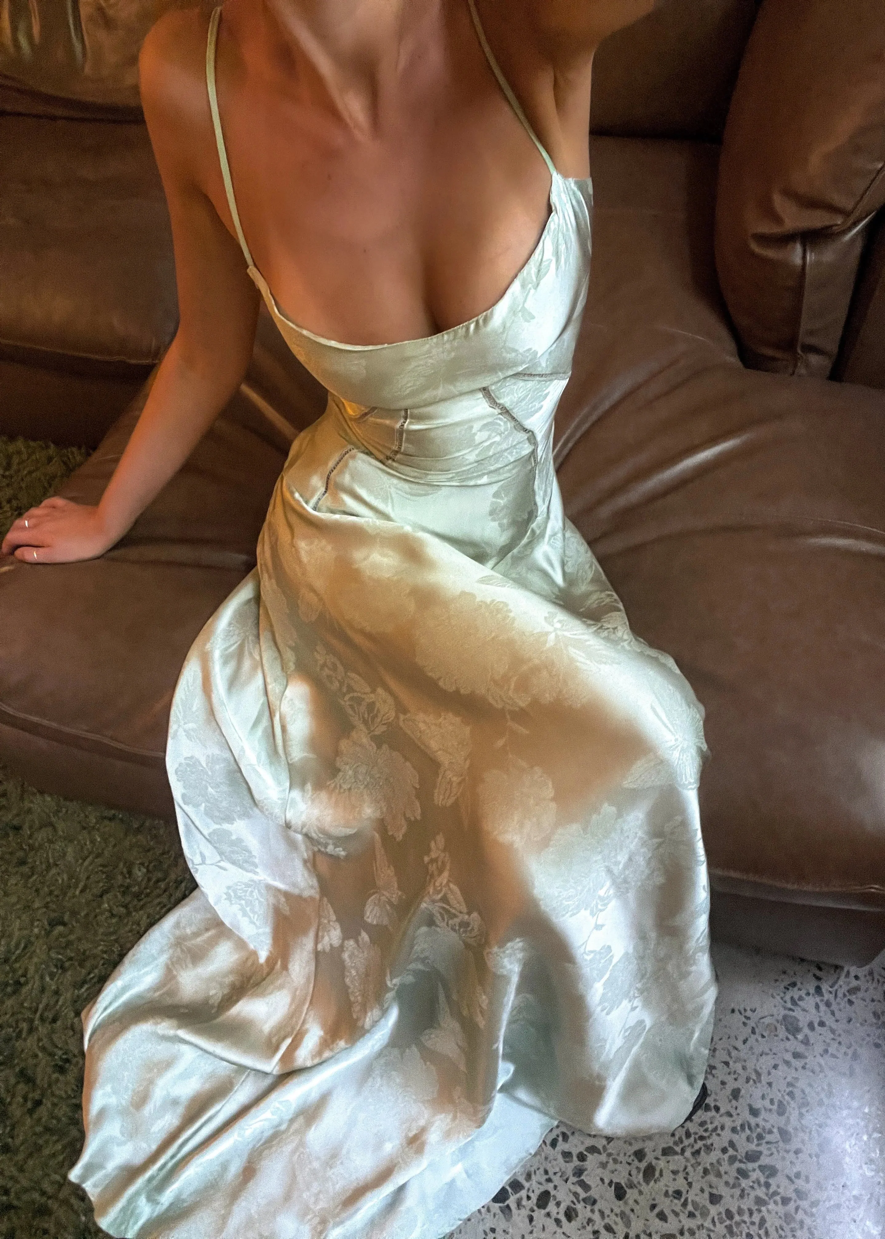 Maddy | Elegantes Damen Maxikleid mit Spaghettiträgern & Blumenmuster - Image 7