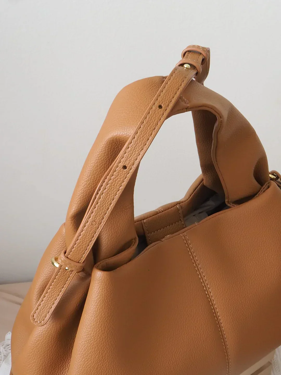 Mathilda | Kunstledertasche – Minimalistischer Chic für jeden Anlass - Image 10