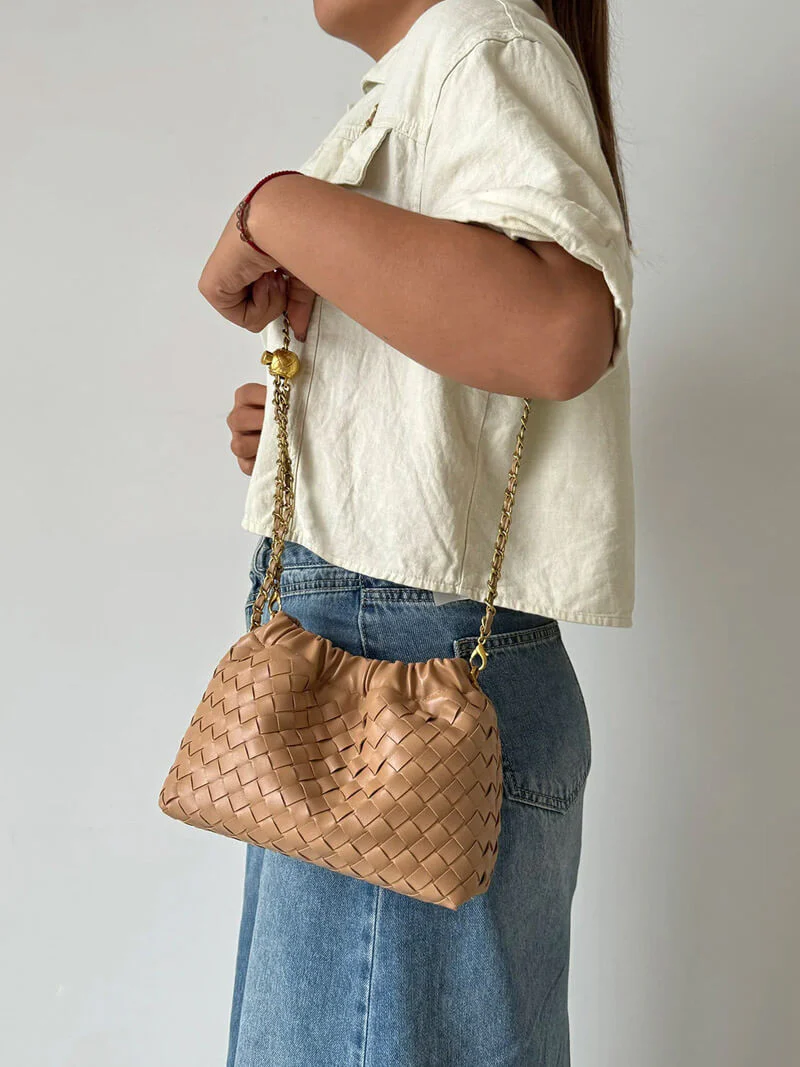 Mave | Luxuriöse Damenhandtasche mit Goldkette - Image 18