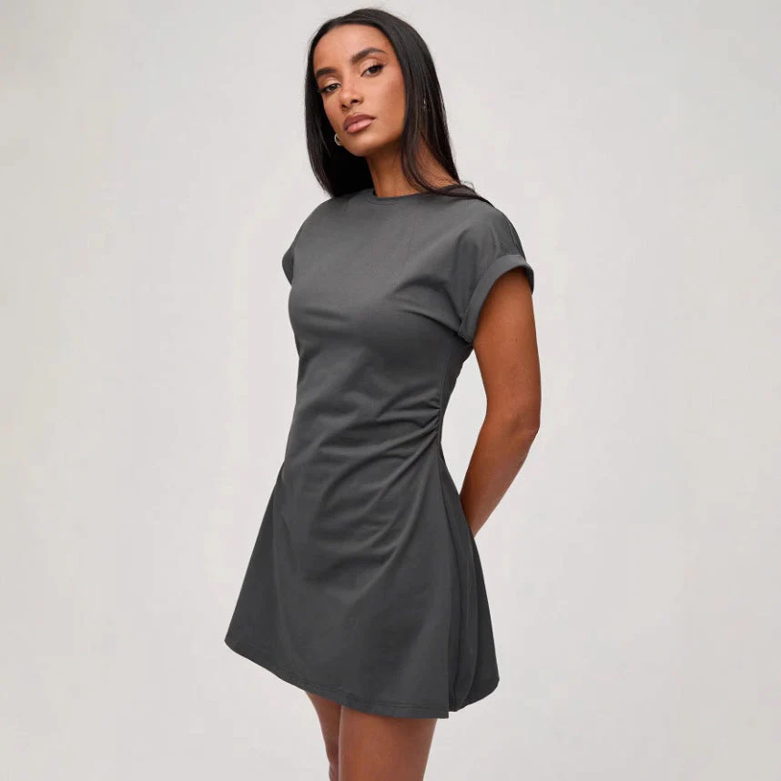 Minimalistisches T-Shirt Kleid für Damen – Lässig, Modern & Kombinierbar - Image 4