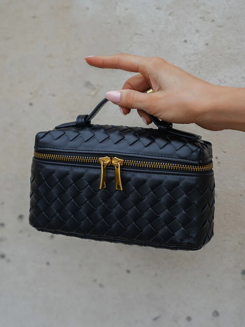 Olivia | Kompakte Schultertasche aus geflochtenem Kunstleder - Image 3