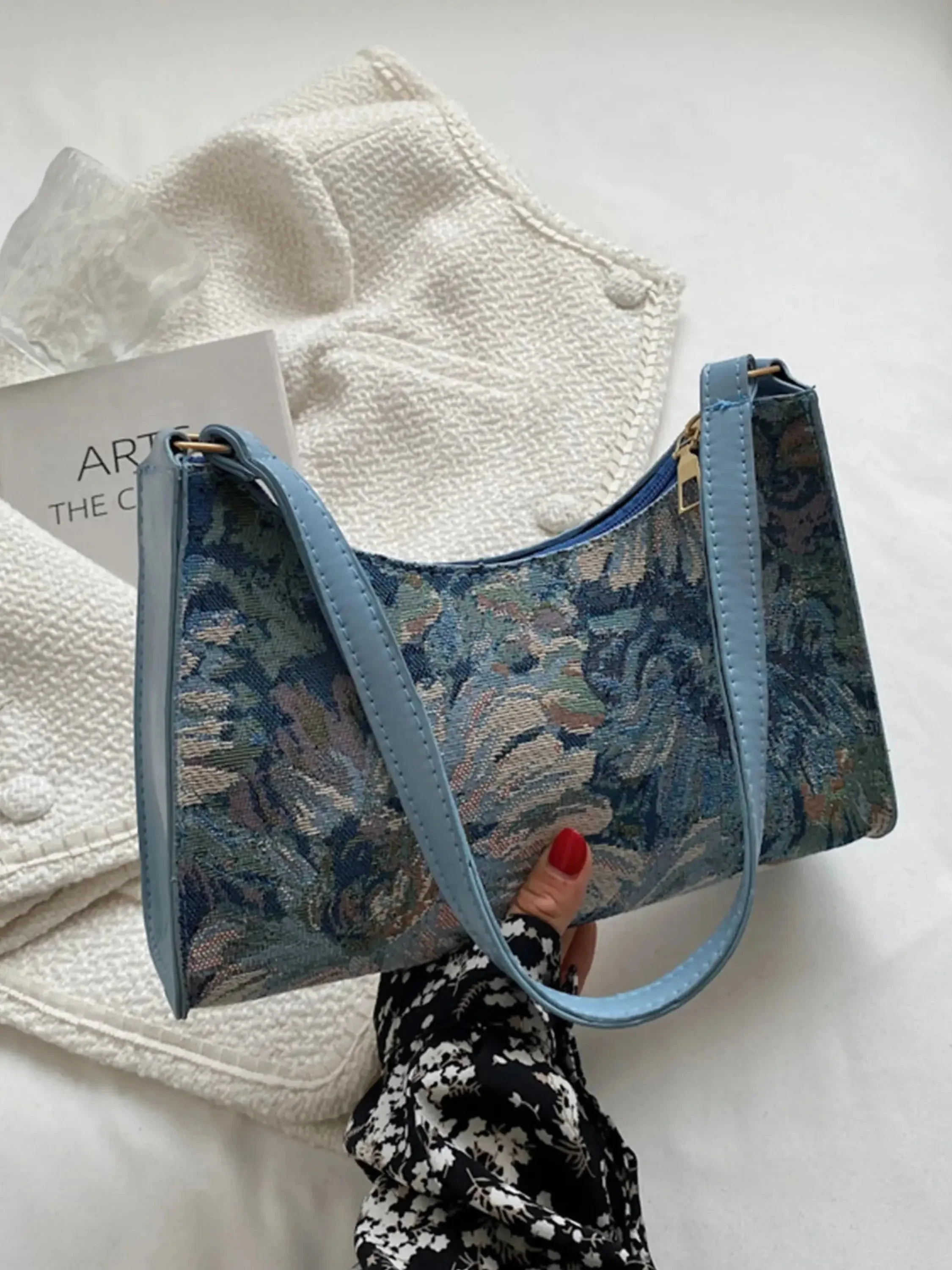 Philine | Vintage Blumen Tapisserie Schultertasche - Image 4